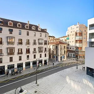 https://amplio-piso-en-en-centro-historico.1costadelsol.com
